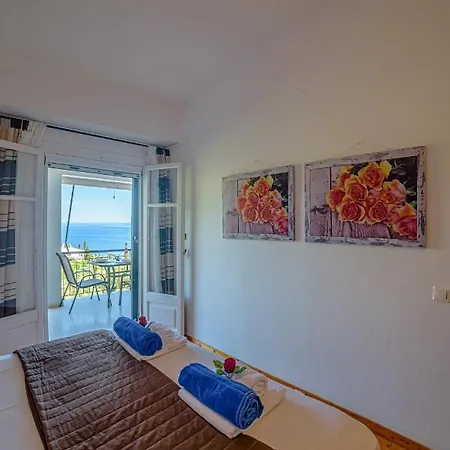 Zeus1 Private Pool Apartman Katávolosz